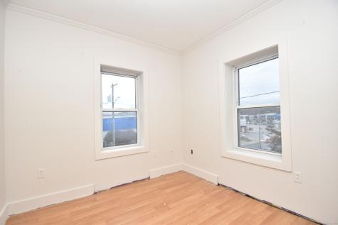 385 Broad Street New London CT 06320