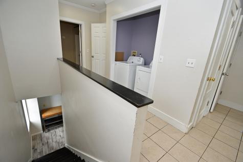 385 Broad Street New London CT 06320