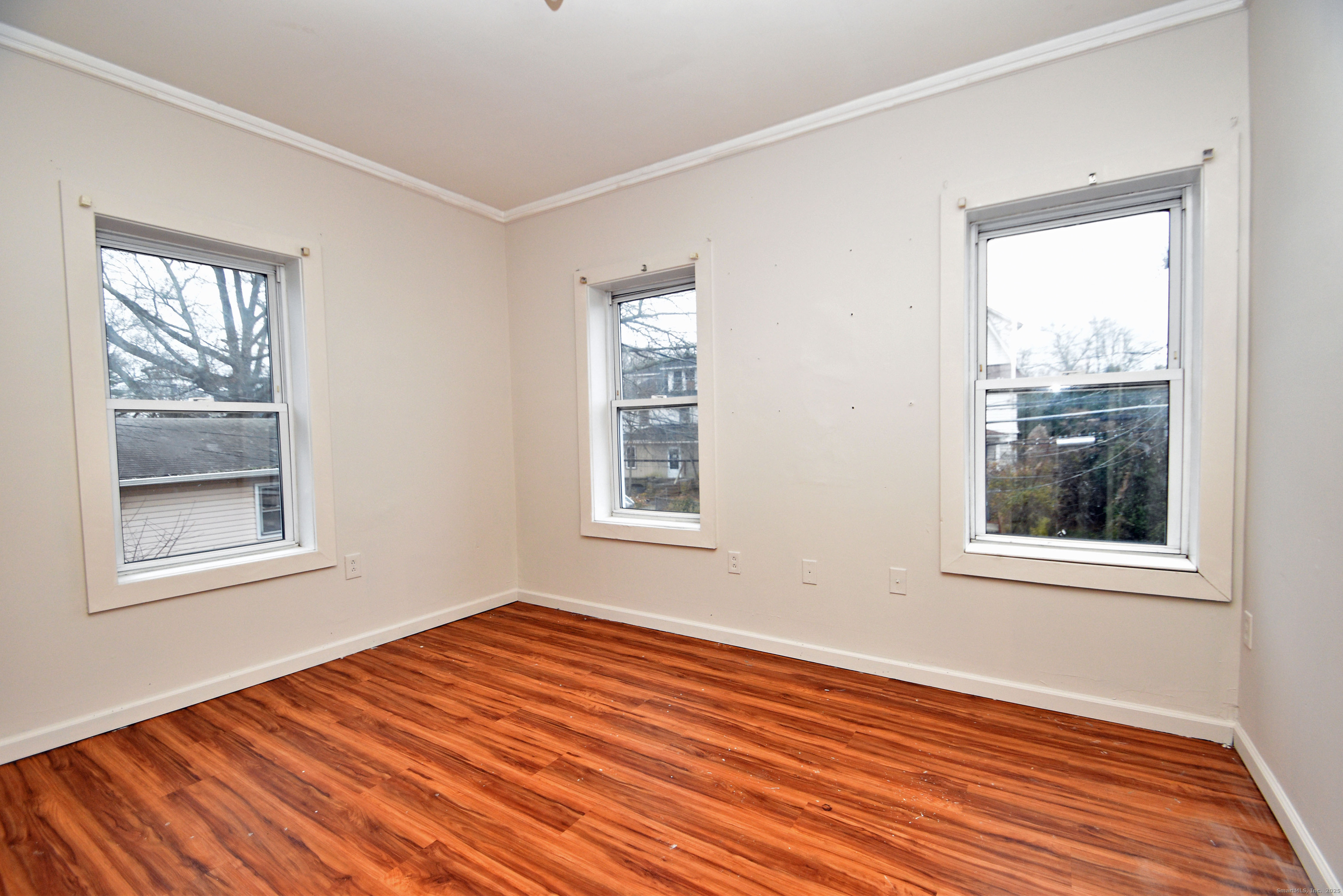385 Broad Street New London CT 06320