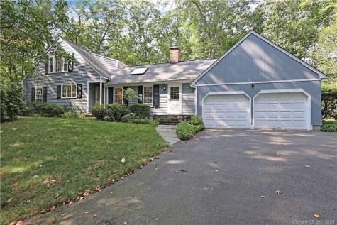 48 Old Stagecoach Road Redding CT 06896