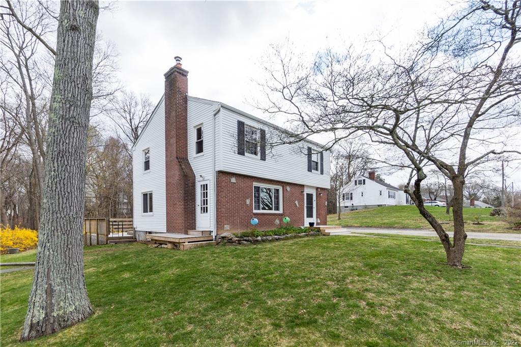 34 Woodland Drive Norwich CT 06360