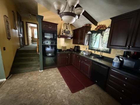 9 Deerbrook Road Norwich CT 06360