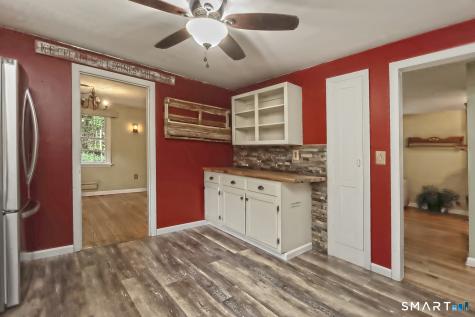 2 Chestnut Circle Naugatuck CT 06770