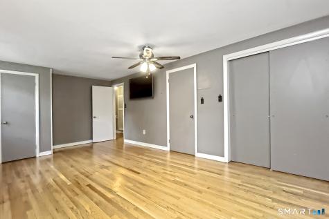 2 Chestnut Circle Naugatuck CT 06770