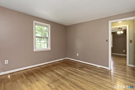 2 Chestnut Circle Naugatuck CT 06770