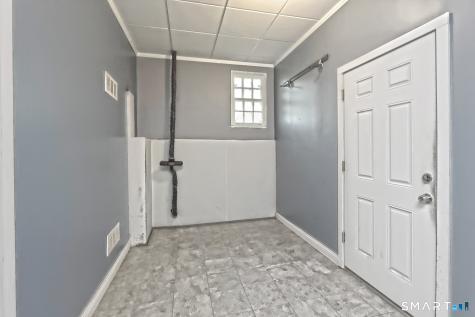 2 Chestnut Circle Naugatuck CT 06770