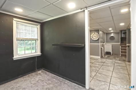 2 Chestnut Circle Naugatuck CT 06770