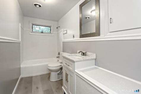 2 Chestnut Circle Naugatuck CT 06770