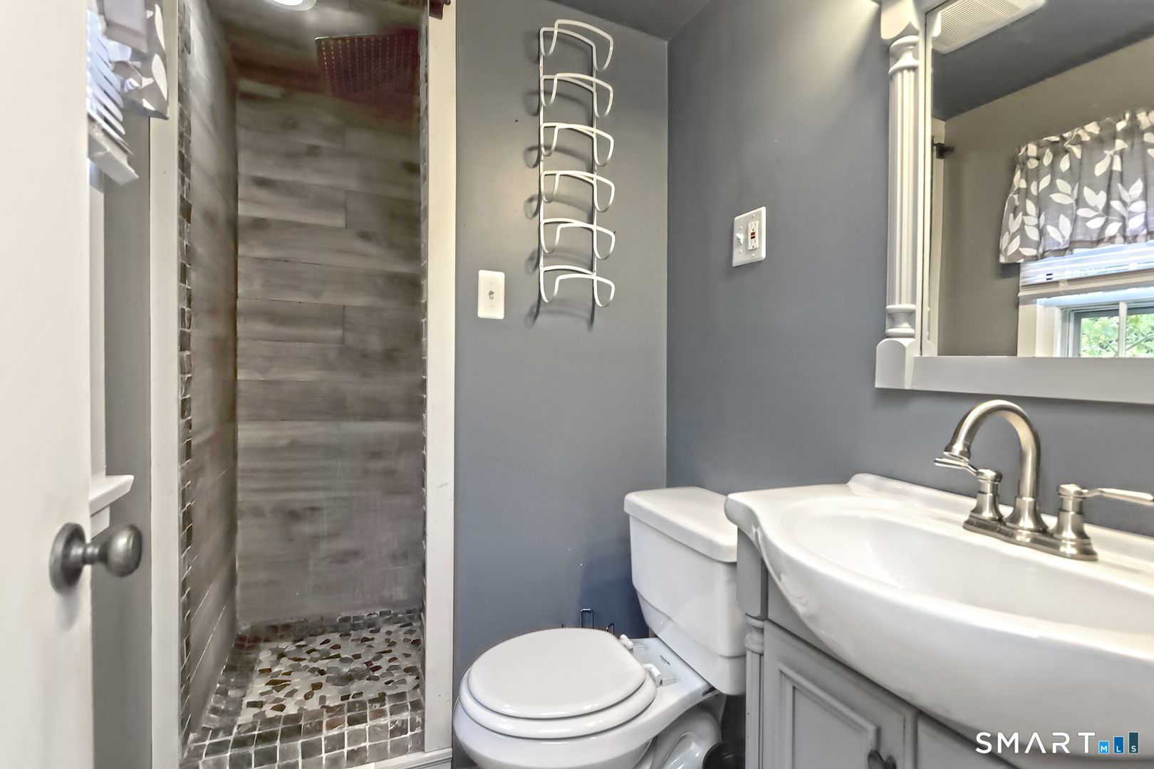 2 Chestnut Circle Naugatuck CT 06770