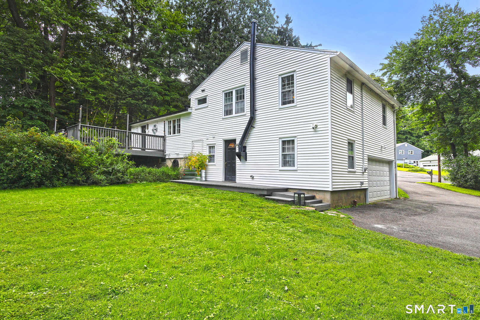 2 Chestnut Circle Naugatuck CT 06770