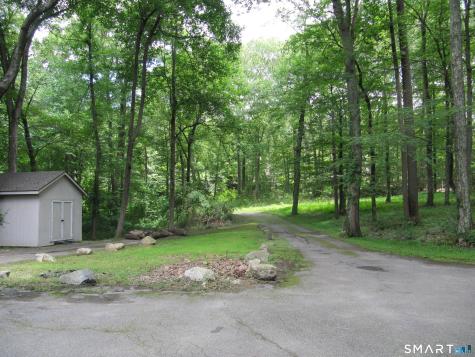 137 Guinea Road Monroe CT 06468