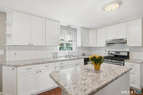 17 Douglas Drive Enfield CT 06082