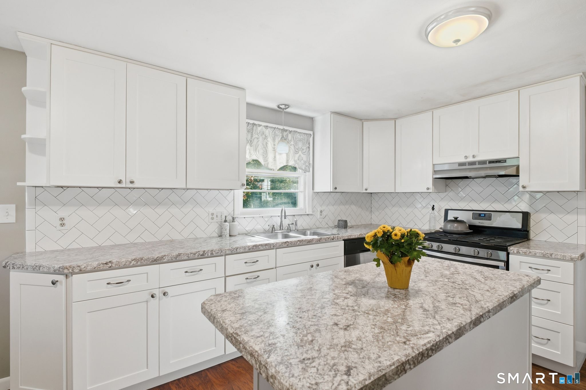 17 Douglas Drive Enfield CT 06082