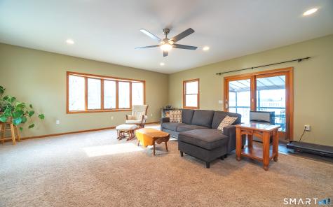 183 Aston Lane Middletown CT 06457