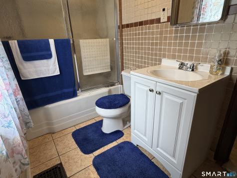 6 Norwell Street West Haven CT 06516