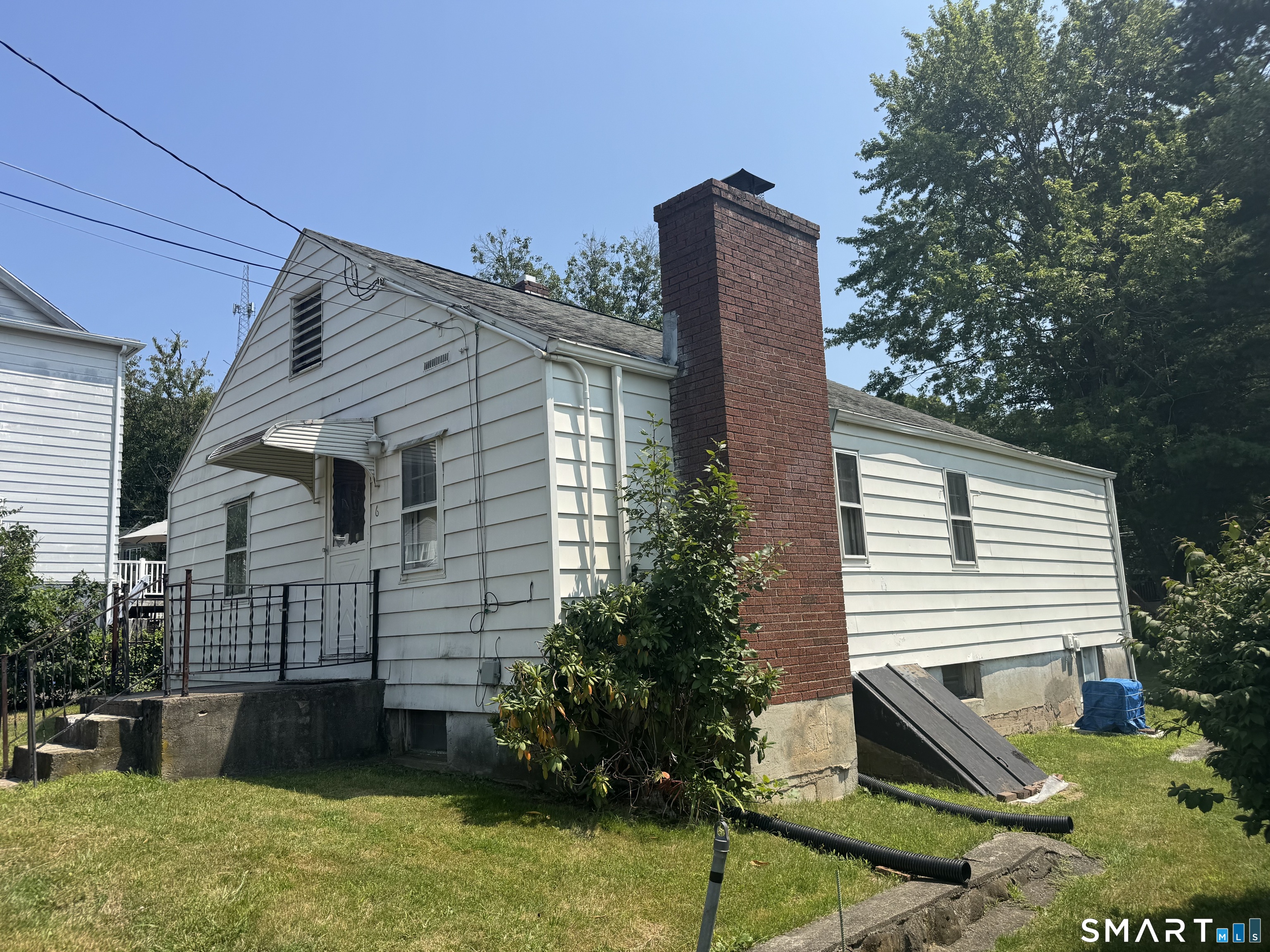 6 Norwell Street West Haven CT 06516