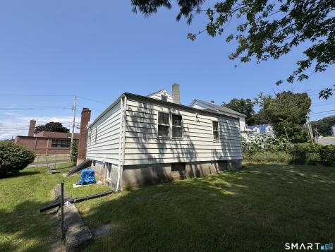 6 Norwell Street West Haven CT 06516