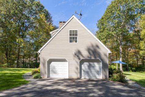 124 Auncient Oak Road Bethlehem CT 06751