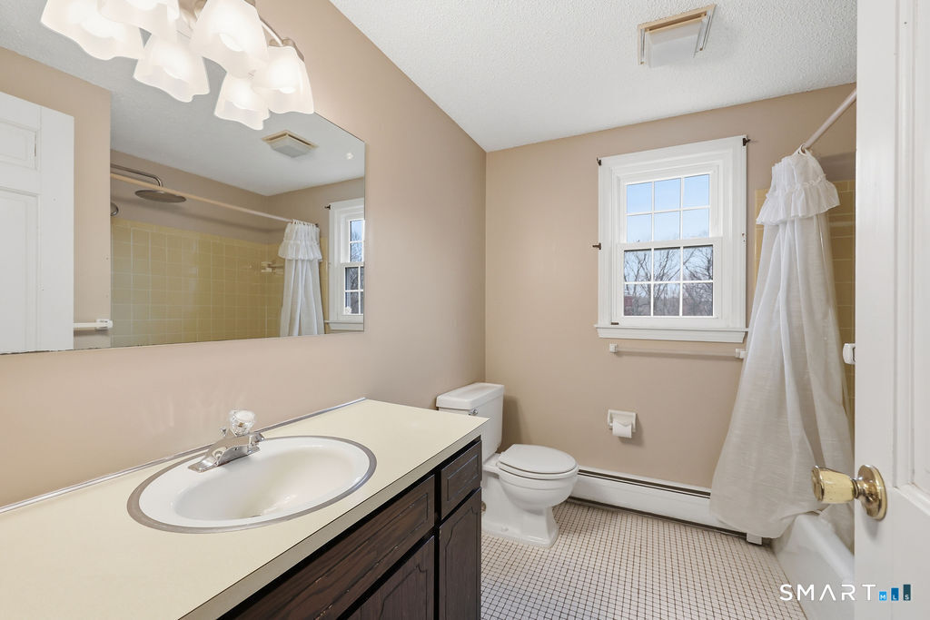 239 Natchaug Drive Glastonbury CT 06033