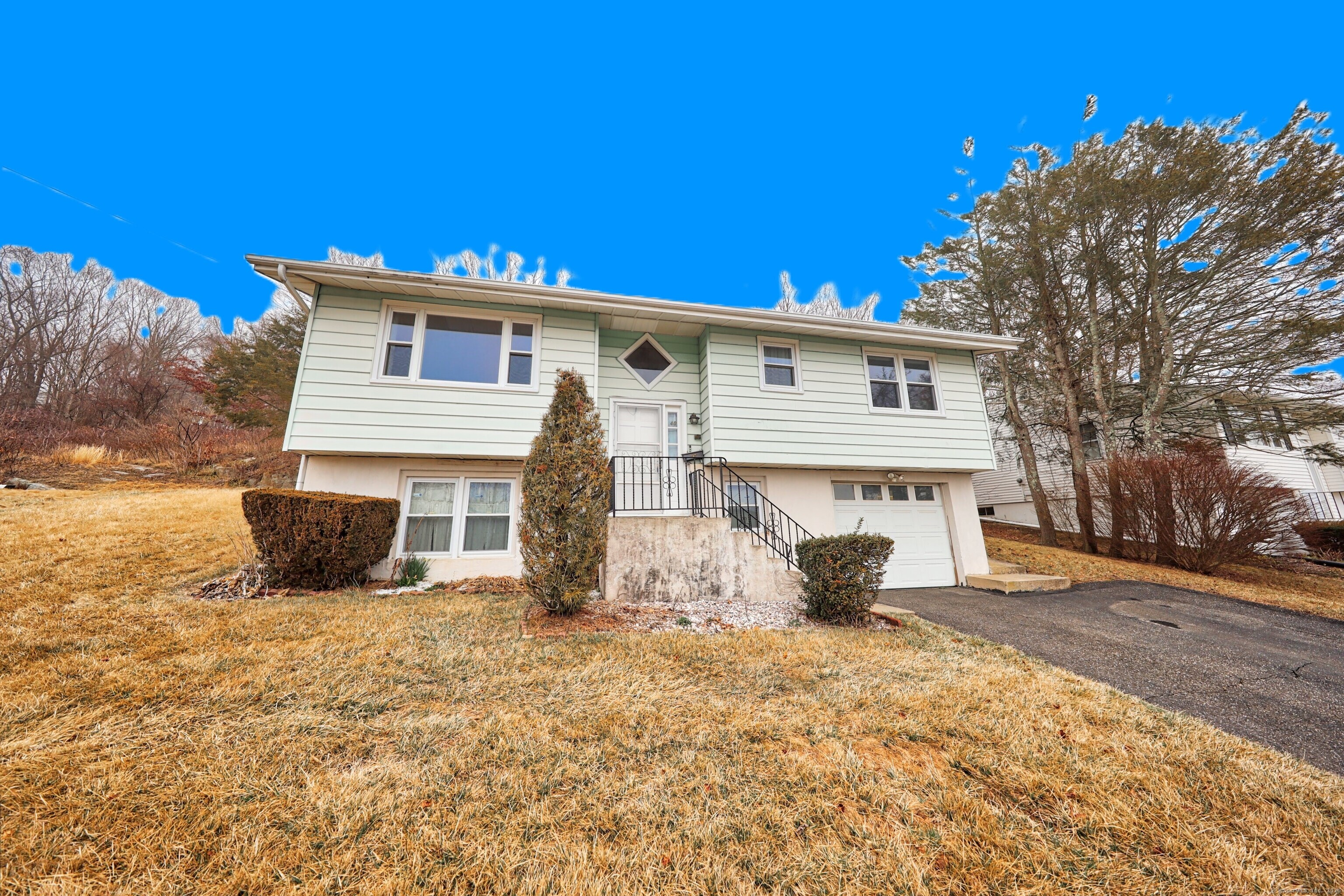 40 Rosengarten Drive Waterbury CT 06704