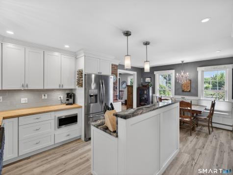 82 Pratt Road Clinton CT 06413