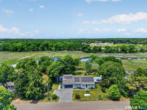 82 Pratt Road Clinton CT 06413