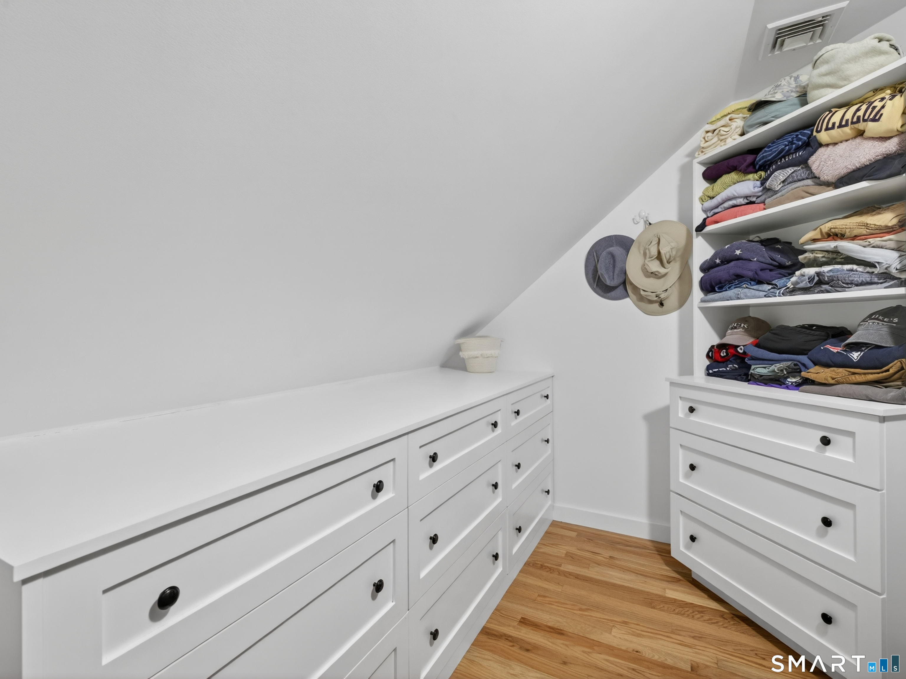 82 Pratt Road Clinton CT 06413