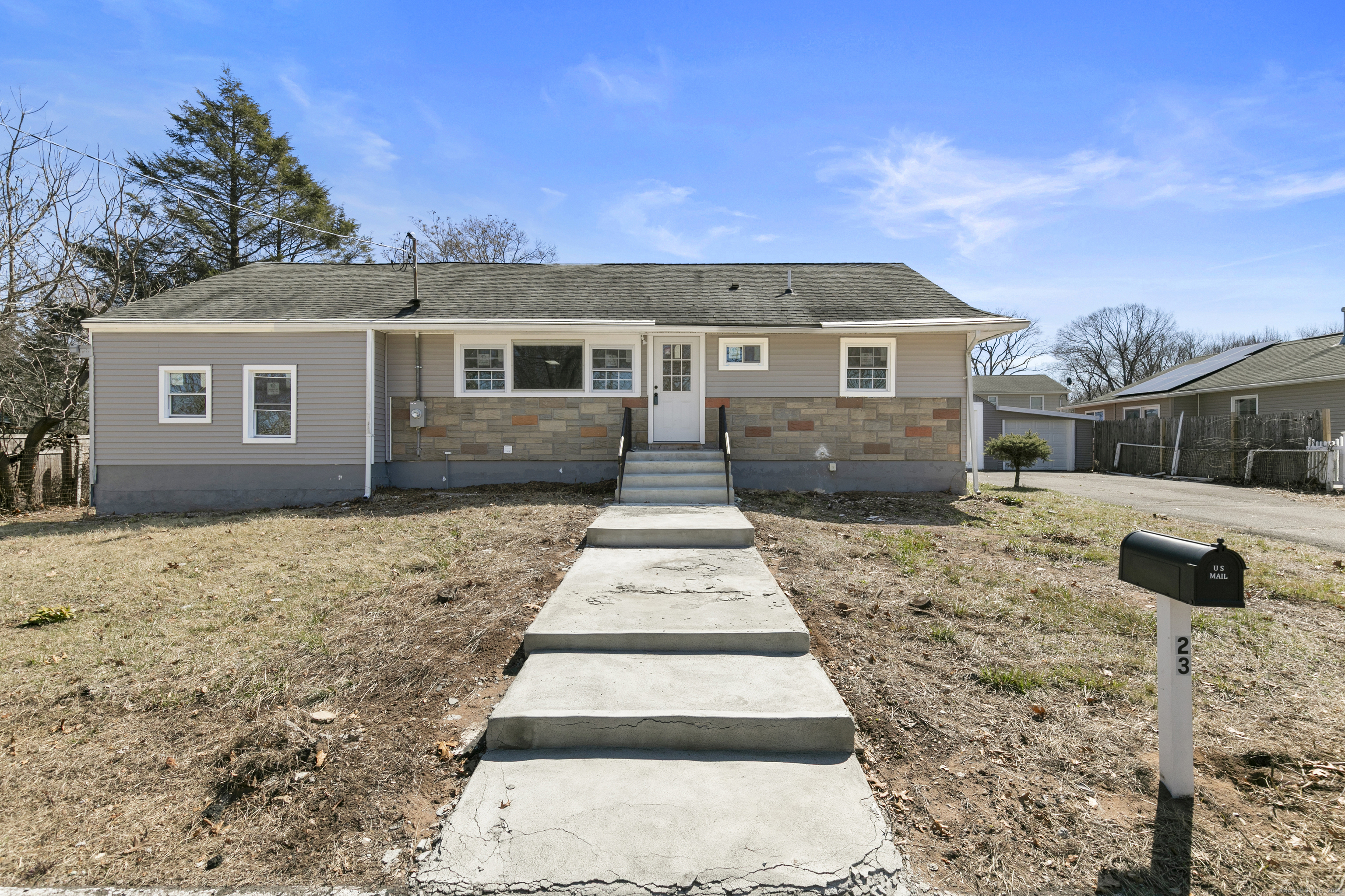 23 Giles Avenue North Haven CT 06473