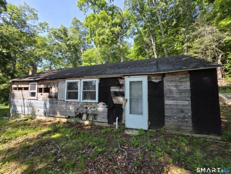 45-R Long Pond South Road Ledyard CT 06339