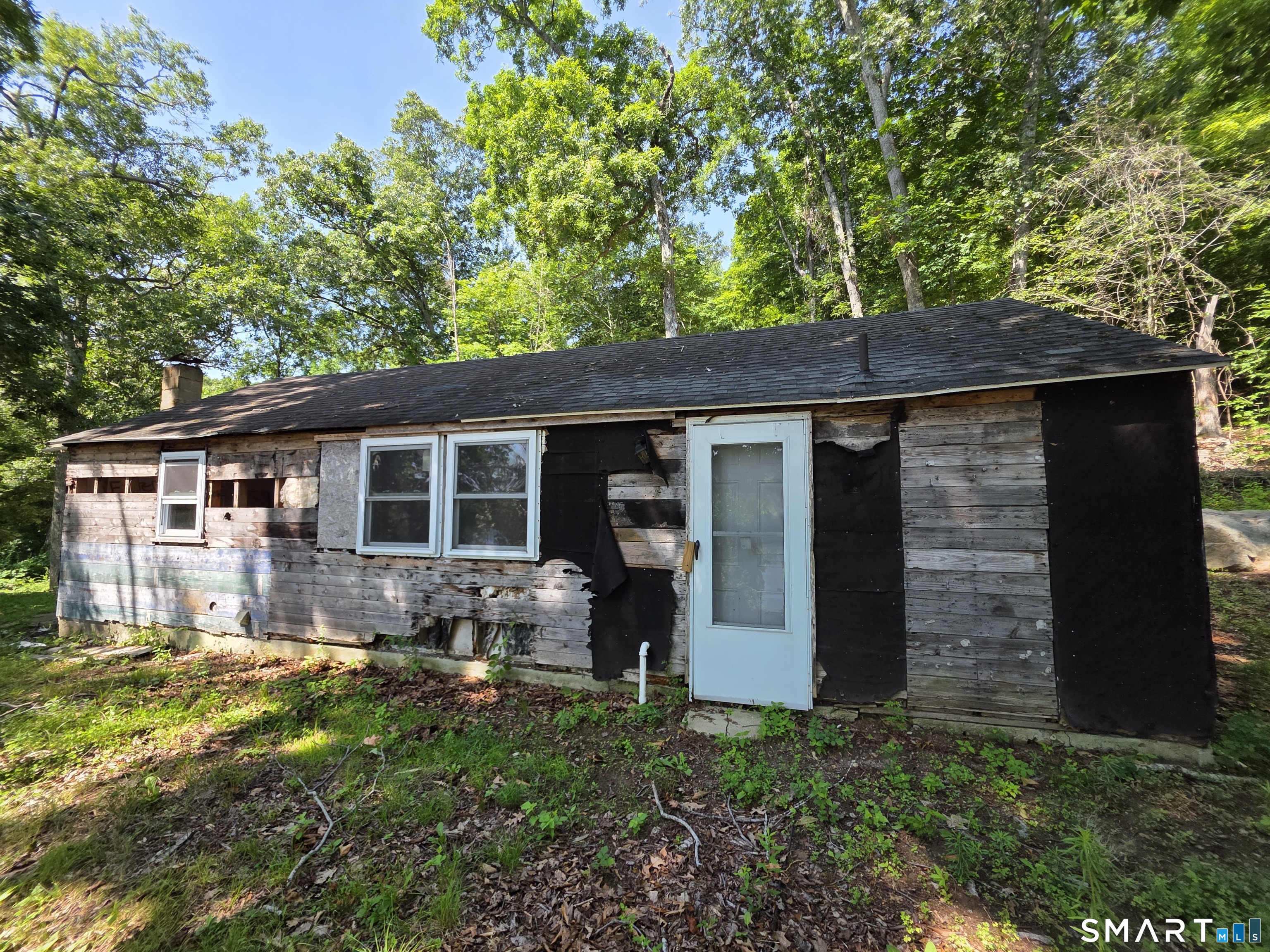 45-R Long Pond South Road Ledyard CT 06339