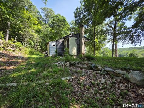 45-R Long Pond South Road Ledyard CT 06339