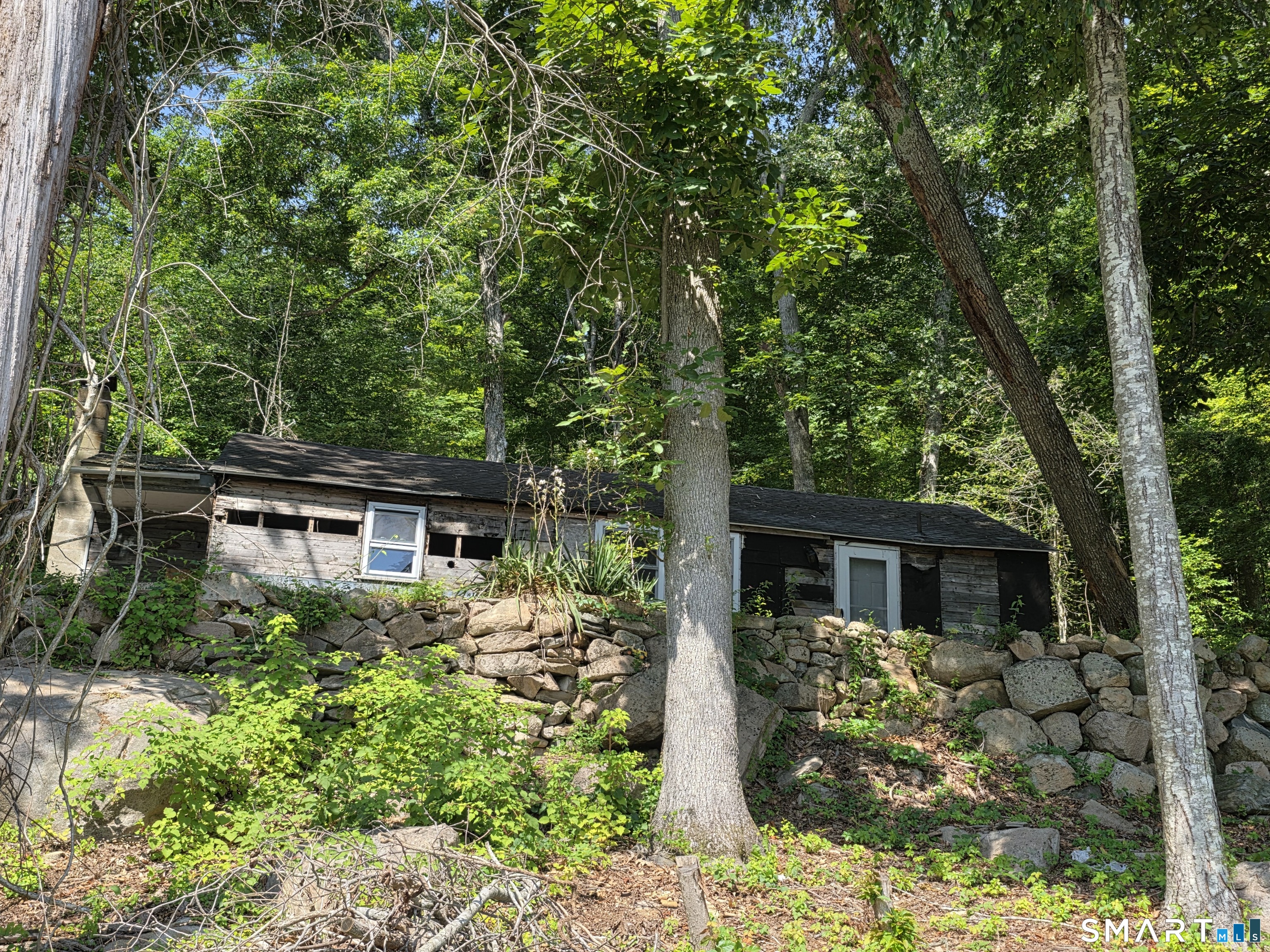 45-R Long Pond South Road Ledyard CT 06339