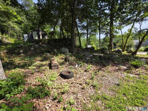45-R Long Pond South Road Ledyard CT 06339