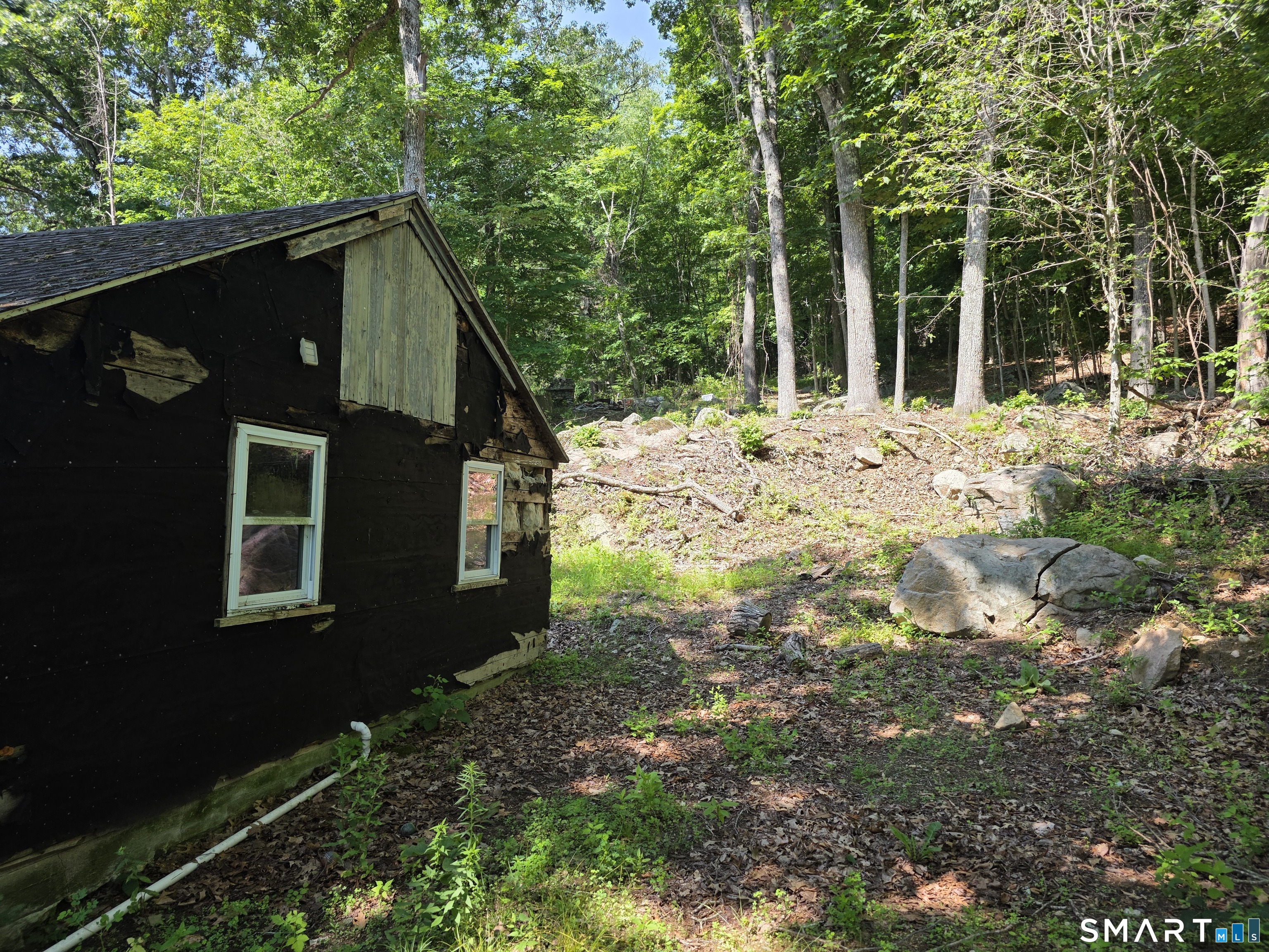 45-R Long Pond South Road Ledyard CT 06339