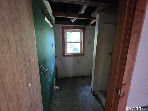 45-R Long Pond South Road Ledyard CT 06339