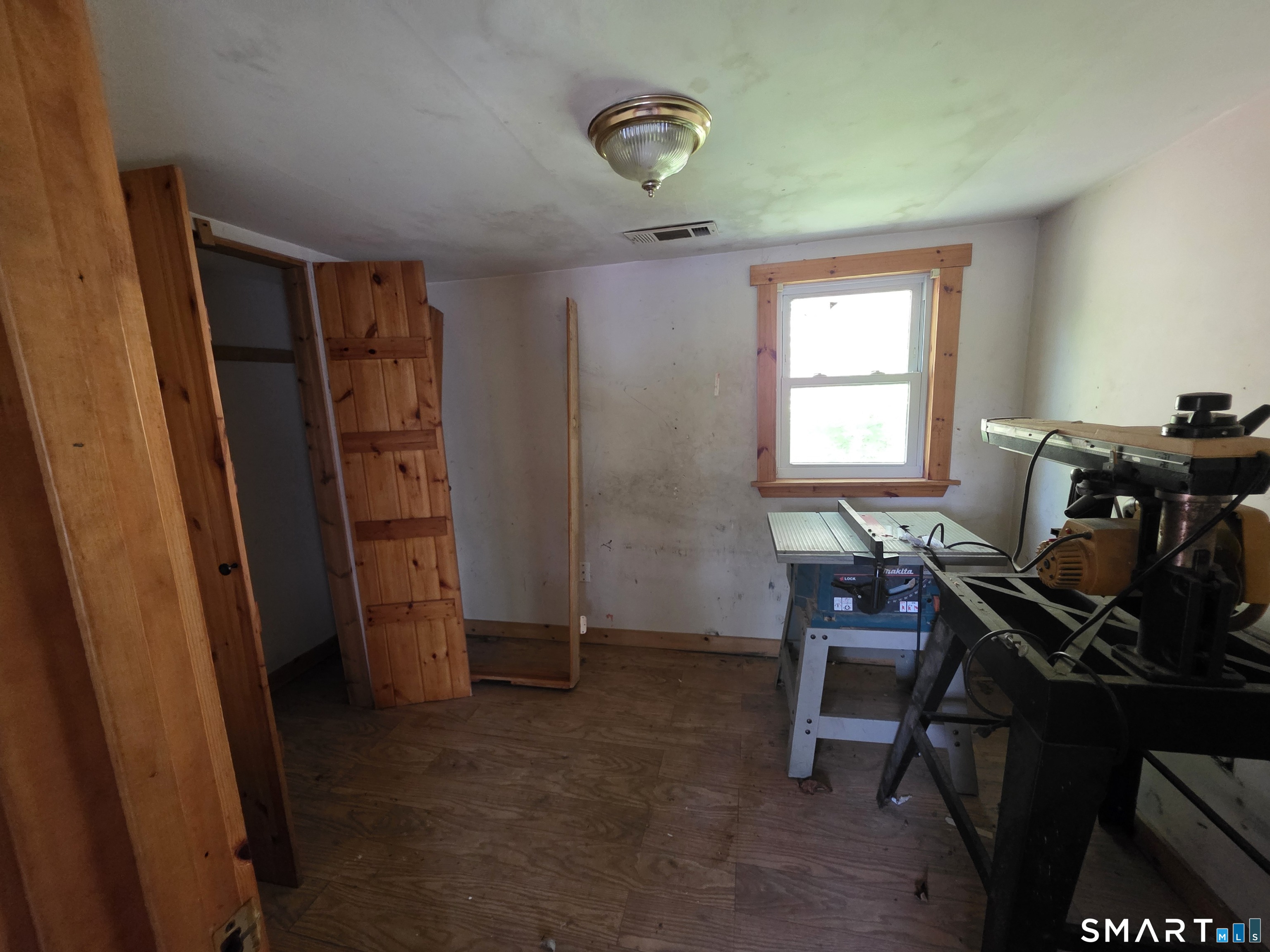 45-R Long Pond South Road Ledyard CT 06339
