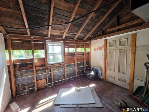 45-R Long Pond South Road Ledyard CT 06339