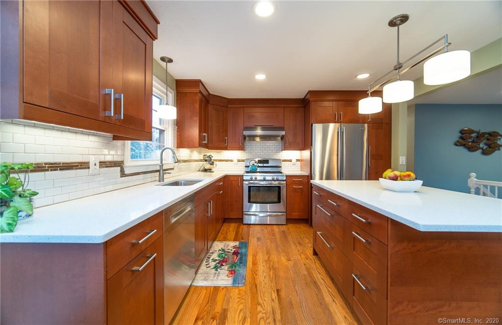 12 Beckett Avenue Branford CT 06405