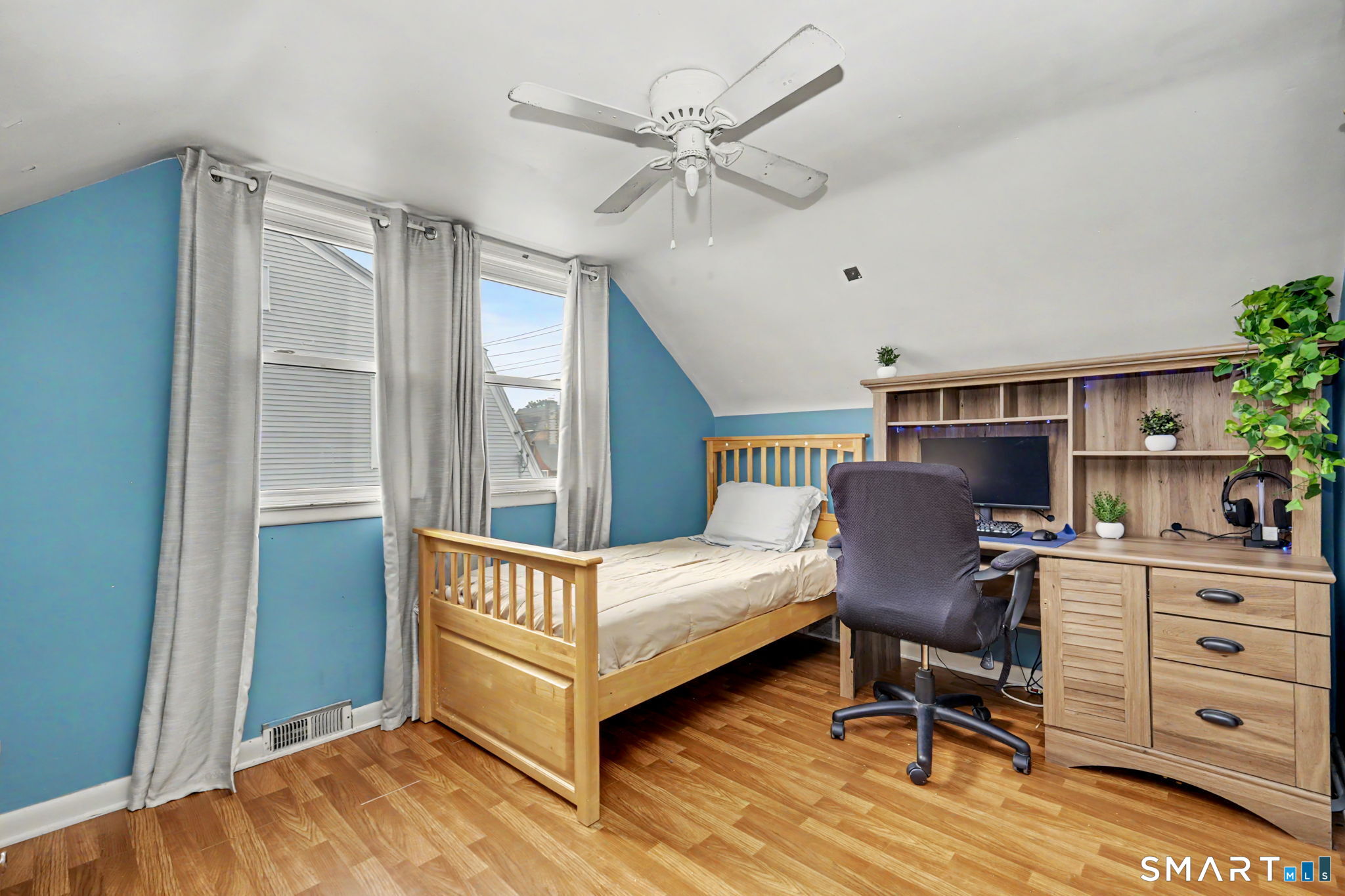 889 Wilcoxson Avenue Stratford CT 06614