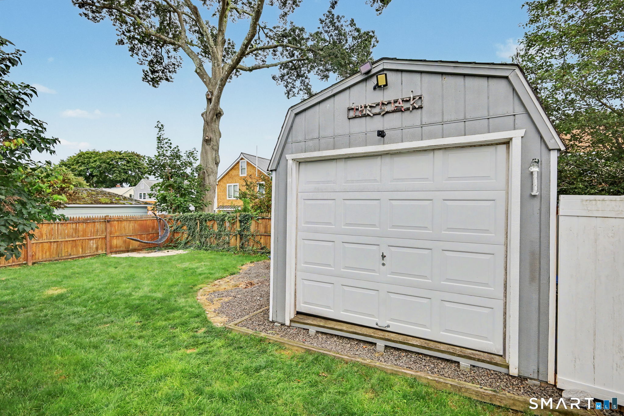 889 Wilcoxson Avenue Stratford CT 06614