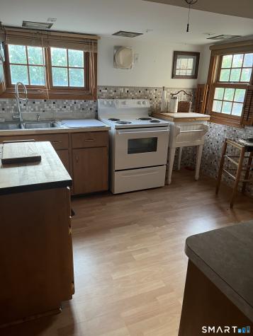 39 Little Bay Lane Branford CT 06405