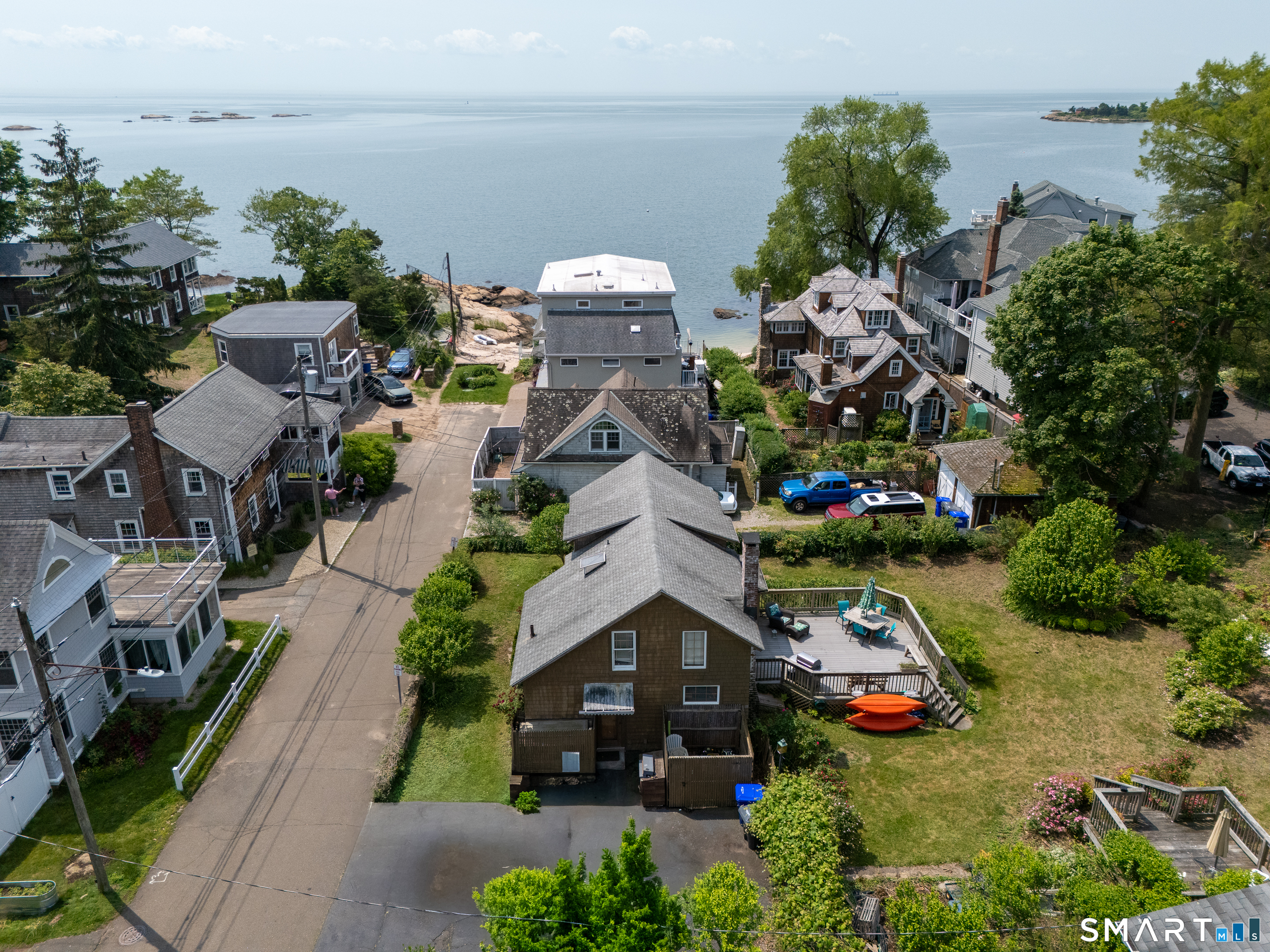 39 Little Bay Lane Branford CT 06405