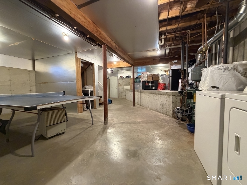 5 Thamesview Road Norwich CT 06360