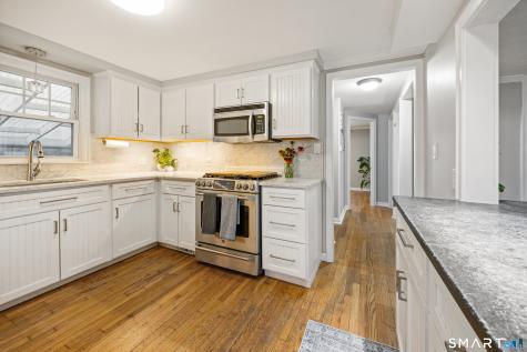 23 Rowe Street East Haven CT 06512