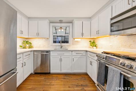 23 Rowe Street East Haven CT 06512