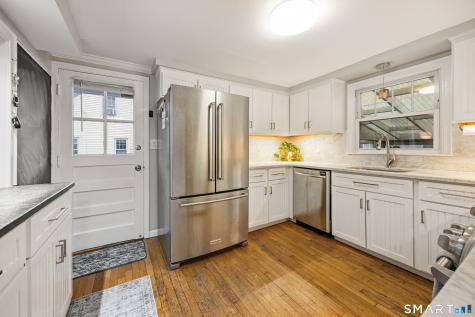 23 Rowe Street East Haven CT 06512