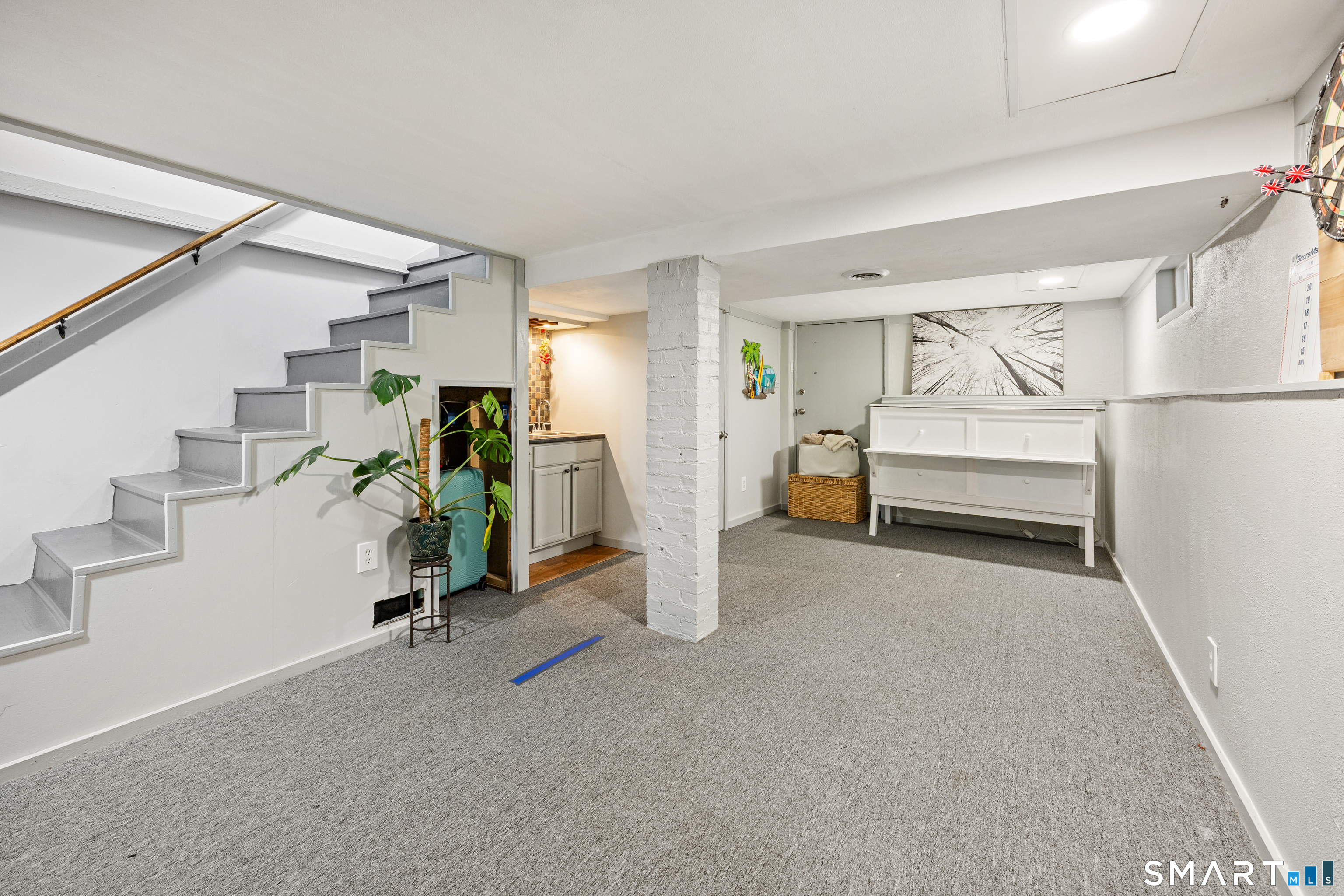 23 Rowe Street East Haven CT 06512