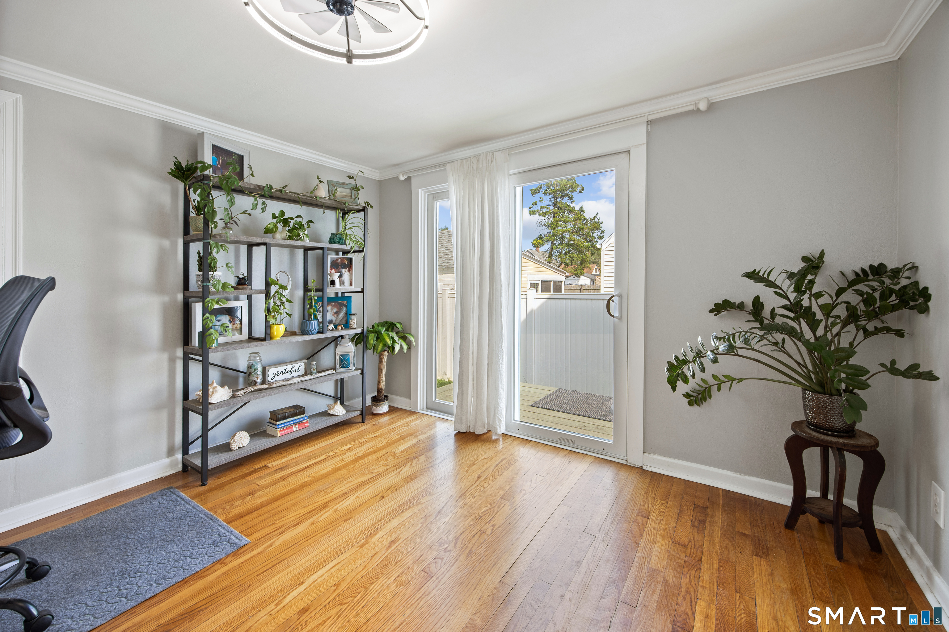 23 Rowe Street East Haven CT 06512