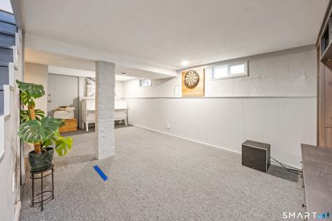 23 Rowe Street East Haven CT 06512