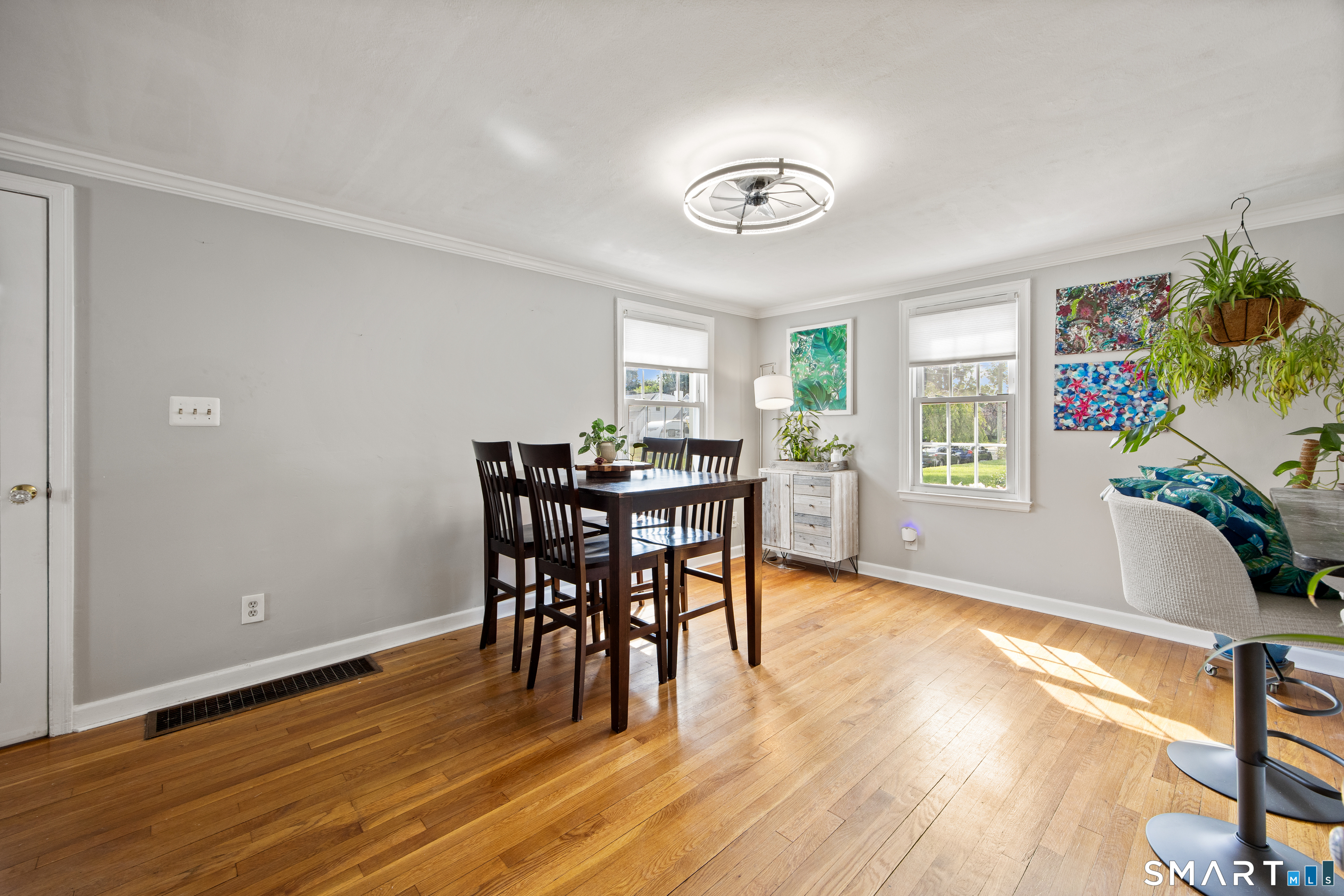 23 Rowe Street East Haven CT 06512